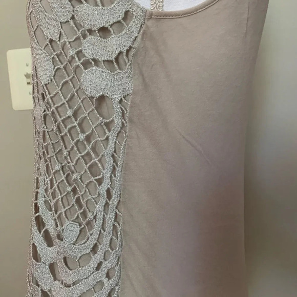 Express‎ tank top - Picture 4 of 5